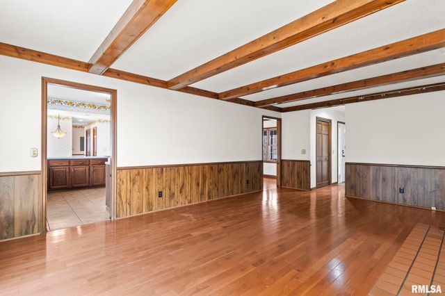 3424 BLUFF Road, Springfield, IL 62711