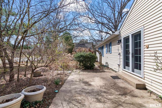 3424 BLUFF Road, Springfield, IL 62711