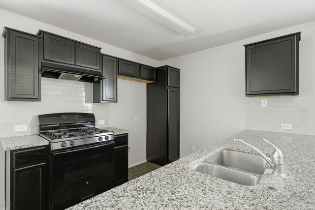 11311 BABCOCK BND, San Antonio, TX 78249