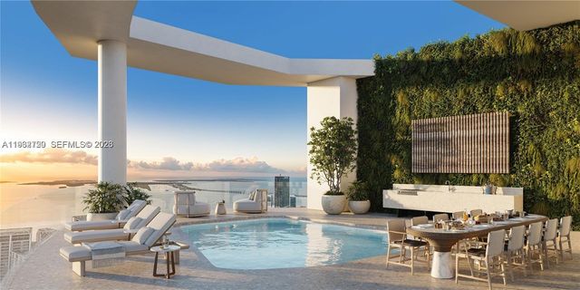 99 SE 5th Street UPH02, Miami, FL 33131