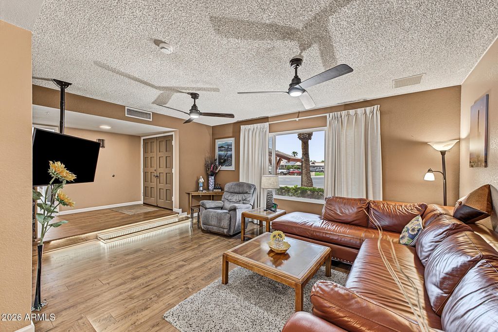 3602 W PORT AU PRINCE Lane, Phoenix, AZ 85053 — photo 2