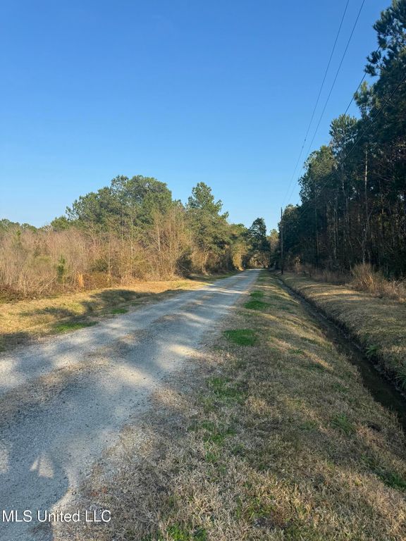 Lot 20-21 13th Street, Bay Saint Louis, MS 39520