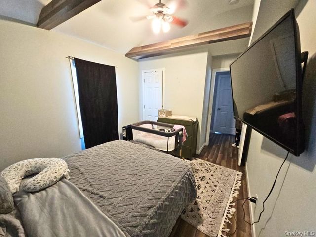 240 S Strong Avenue, Lindenhurst, NY 11757