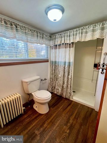 1528 E GRAND AVE, Tower City, PA 17980