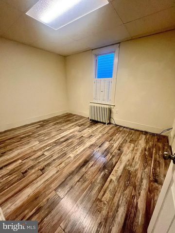 1528 E GRAND AVE, Tower City, PA 17980