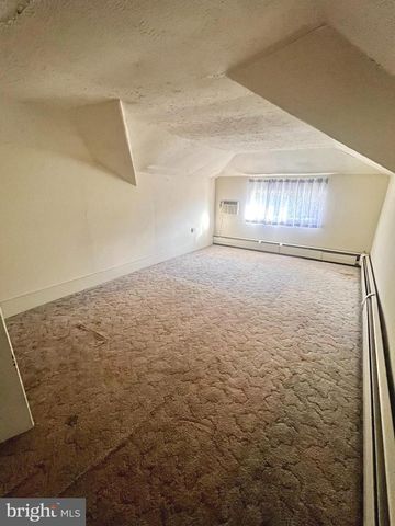 1528 E GRAND AVE, Tower City, PA 17980