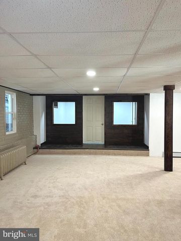 1528 E GRAND AVE, Tower City, PA 17980