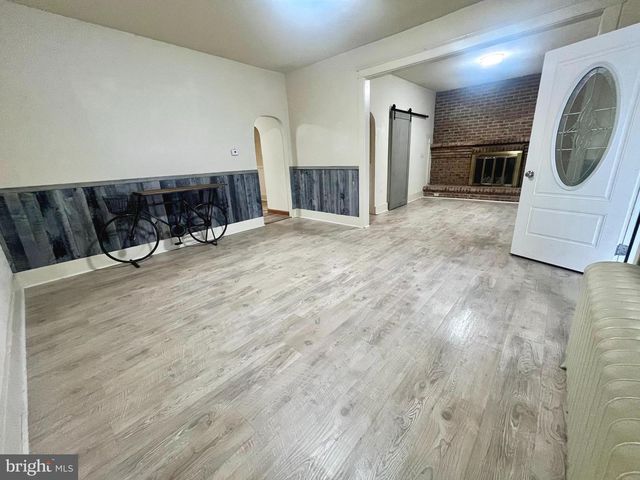 1528 E GRAND AVE, Tower City, PA 17980