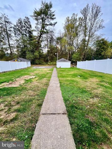 1528 E GRAND AVE, Tower City, PA 17980