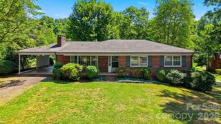 824 NE Powell Road, Lenoir, NC 28645