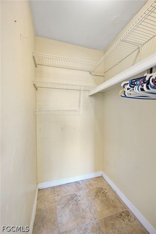 8 Tangerine CT, Lehigh Acres, FL 33936