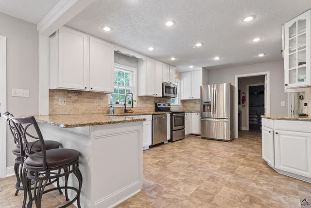 1418 Craddock Way, Macon, GA 31210