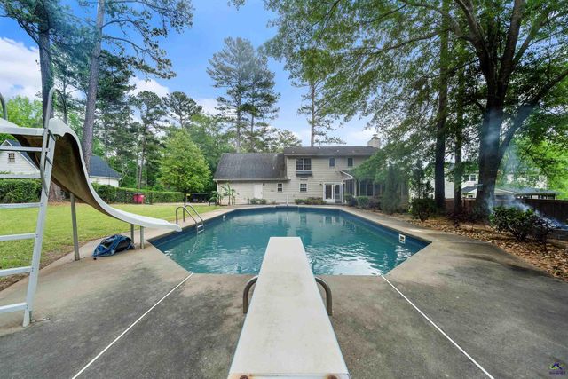 1418 Craddock Way, Macon, GA 31210