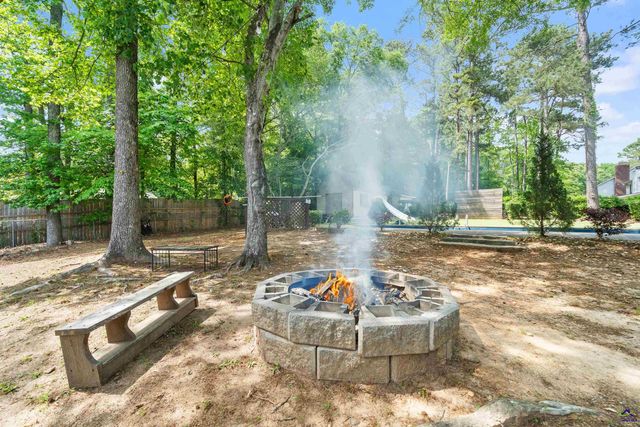 1418 Craddock Way, Macon, GA 31210