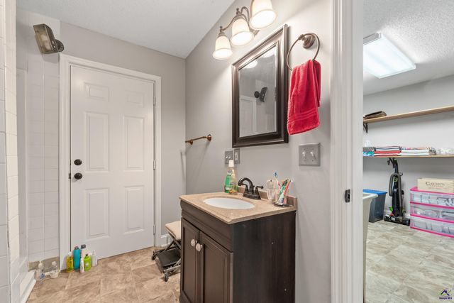 1418 Craddock Way, Macon, GA 31210