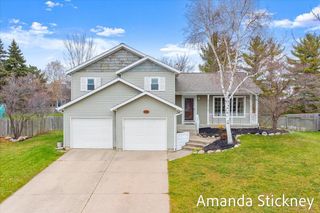 4910 Weatherstone Lane SE, Grand Rapids, MI 49508