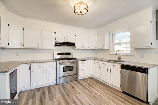 1909 W 8TH ST, Wilmington, DE 19805