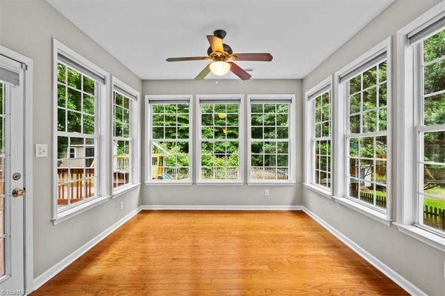 9002 Hill N Dale Drive, Kernersville, NC 27284