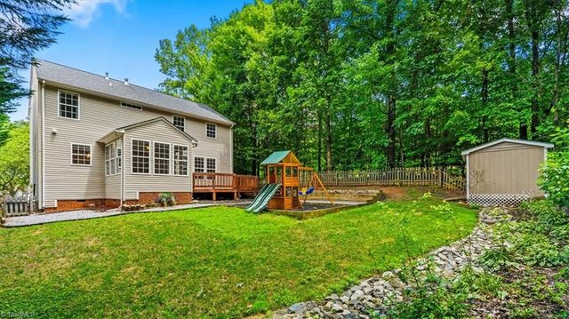 9002 Hill N Dale Drive, Kernersville, NC 27284