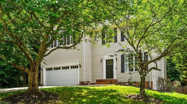 9002 Hill N Dale Drive, Kernersville, NC 27284