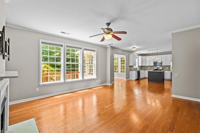 9002 Hill N Dale Drive, Kernersville, NC 27284