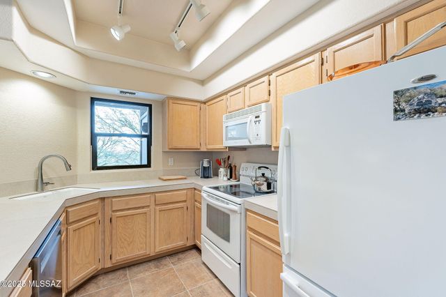 6655 N Canyon Crest Dr Unit 21205, Tucson, AZ 85750