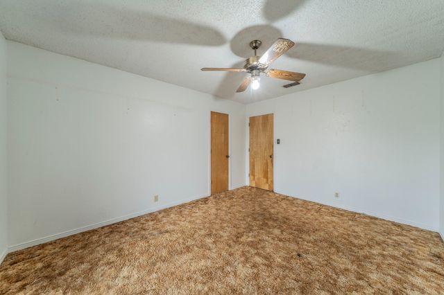 1202 Panorama Loop, Waxahachie, TX 75165