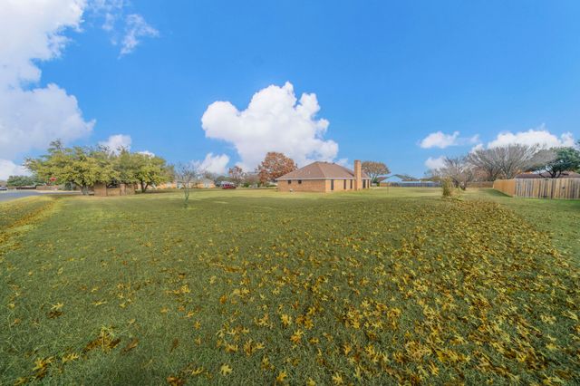 1202 Panorama Loop, Waxahachie, TX 75165