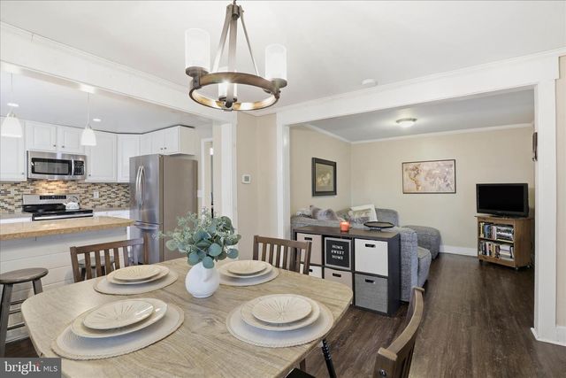 433 ELWYN TER, Manheim, PA 17545