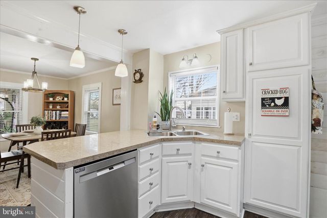 433 ELWYN TER, Manheim, PA 17545