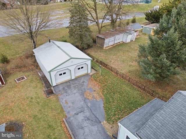 433 ELWYN TER, Manheim, PA 17545