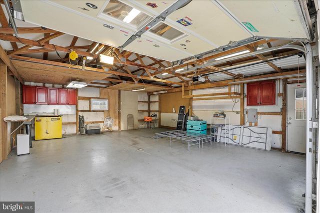 433 ELWYN TER, Manheim, PA 17545