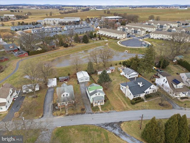 433 ELWYN TER, Manheim, PA 17545
