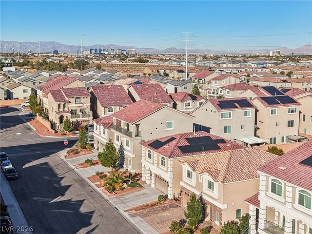 9662 Monarch Grove Street, Las Vegas, NV 89139
