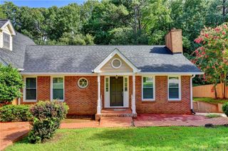 5025 Leeshire Trail 7, Tucker, GA 30084
