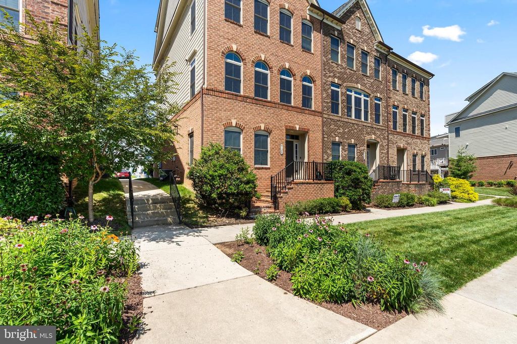 9128 KENWAY LN, Frederick, MD 21704