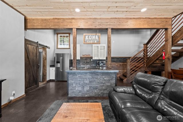 130 Horse Heaven Road, Cle Elum, WA 98922