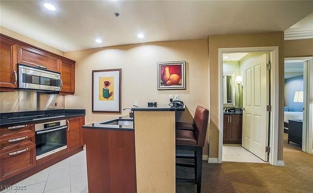 125 East Harmon Avenue 220, Las Vegas, NV 89109