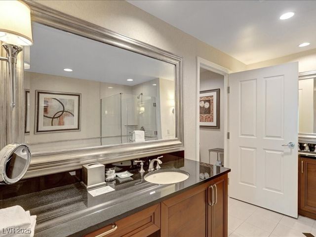 125 East Harmon Avenue 220, Las Vegas, NV 89109