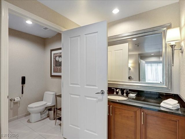 125 East Harmon Avenue 220, Las Vegas, NV 89109