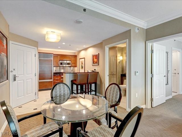 125 East Harmon Avenue 220, Las Vegas, NV 89109