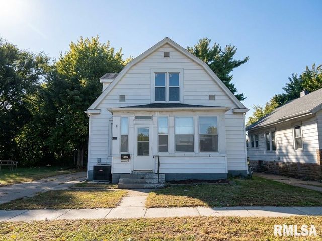 1509 N MICHIGAN Avenue, Springfield, IL 62702
