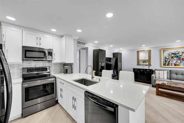 964 Normandy Trail U, Delray Beach, FL 33484