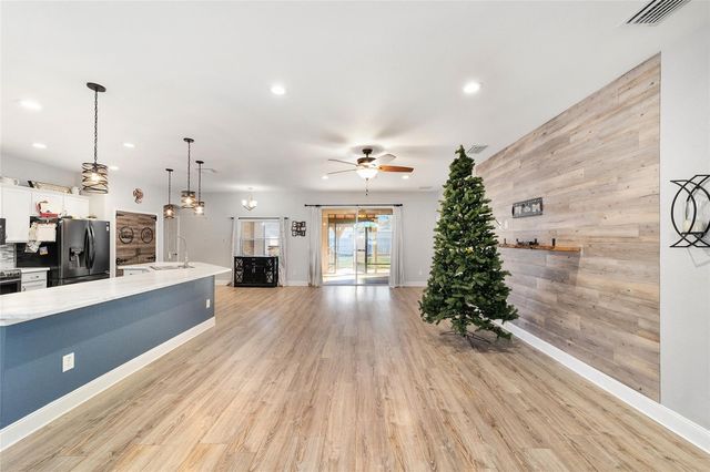 6186 SW 116TH STREET ROAD, Ocala, FL 34476