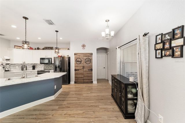 6186 SW 116TH STREET ROAD, Ocala, FL 34476