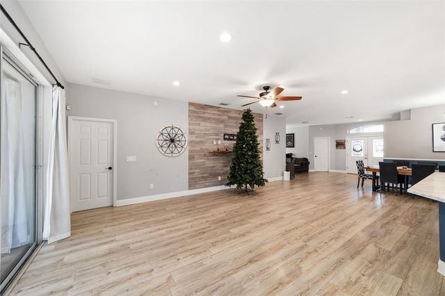 6186 SW 116TH STREET ROAD, Ocala, FL 34476