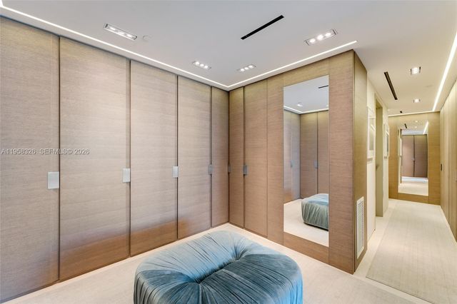 350 Ocean Dr 701N, Key Biscayne, FL 33149