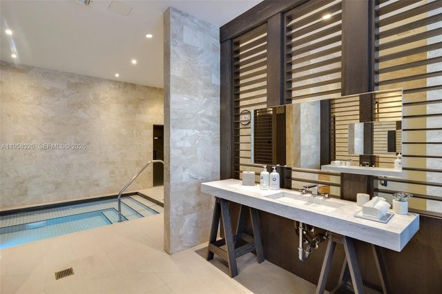 350 Ocean Dr 701N, Key Biscayne, FL 33149