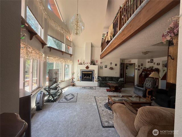 82 NE Miller Road, Belfair, WA 98528