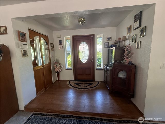 82 NE Miller Road, Belfair, WA 98528